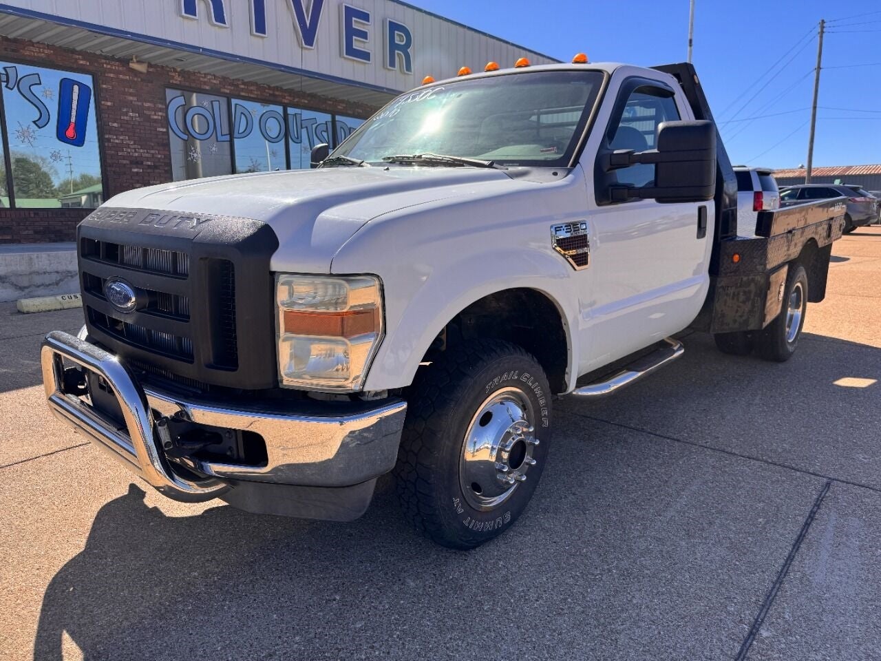 2010 Ford F-350 Super Duty XLT 4x4 2dr Regular Cab 141 in. WB DRW Chassis
